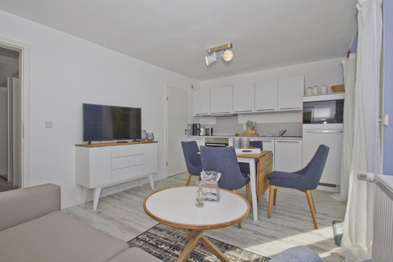 Moderne Ferienwohnung Mit Balkon, Meerblick - Ferienresidenz Zwei Boddenfewo 1-2 Lietzow Exterior photo